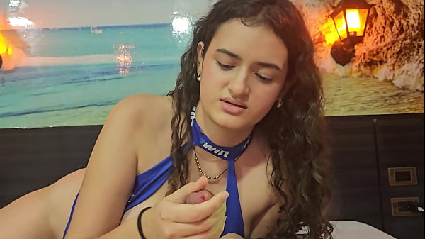 Image Latina de grandes tetas hace una masturbacion guiada hasta el orgasmo