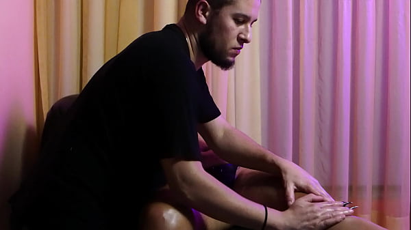 Image Gozei de tes&atilde_o na massagem para ter meu primeiro Squirting