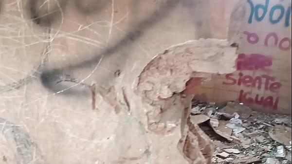 Image Cogiendo rico con mi caliente cu&ntilde_ada joven de 20 a&ntilde_os en la estaci&oacute_n abandonada