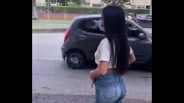 Image Qu&eacute_ rica esta Flaca Nalgona yo solo quer&iacute_a grabarla y hablar  y ella s&oacute_lita me ofreci&oacute_ la cola para que me la Coja - 18 girl