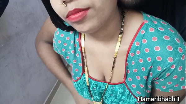 Image Indian Desi Hot Young Aunty Apne padosi boyfriend se chupke chupke Khub chudwati hai. Indian Hot Desi Bf video of Indian unsatisfied aunty.