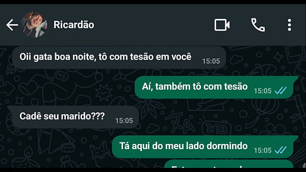 Image Esposa foi pega pelo marido mandando nudez para amante e se masturbando!
