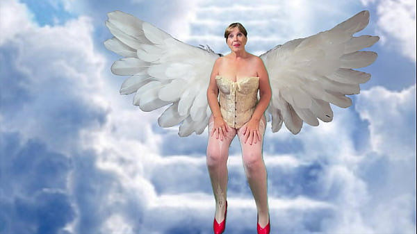 Image Granny Carmen Angel: Angelic Gilf Deep Throating Cocksucker