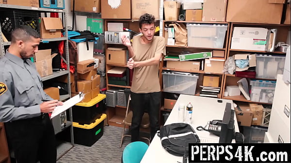 Image Twink Wants to Avoid His Jail Time and Agrees to Fuck with The Gay Guard - Perps4k