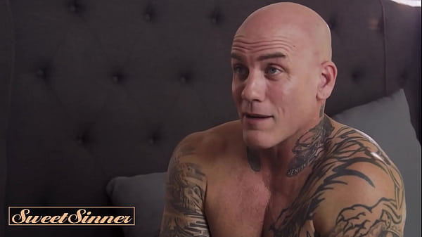 Image SWEET SINNER - Scarlett Alexis Seduces Derrick Pierce And Gets A Messy Cumshot On Her Pussy