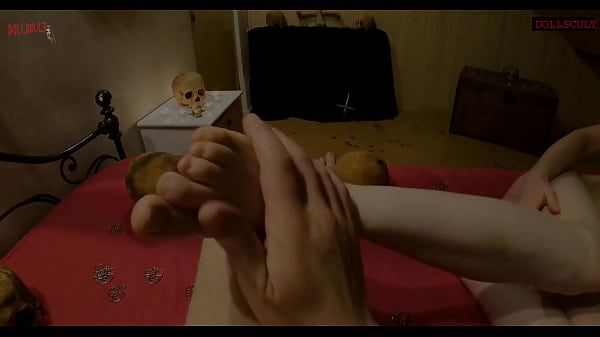 Image playing with my stepbrother's cock between skulls and bones - DOLLSCULT