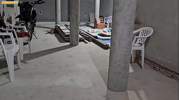 Image Enteada safada e vista no meio de uma bagun&ccedil_a tranzando com padrasto ele gozou dentro dela tentando encherta a putinha