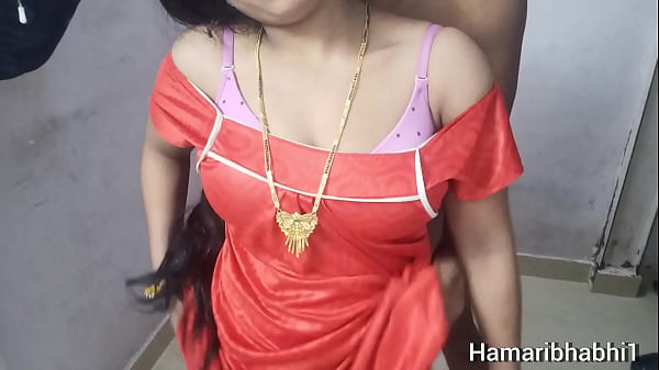 Image Indian Desi Hot Bhabhi Devar Ki Hindi Me Baat Karte Hue Chudai. Indian Desi Hindi Talking BF Video.