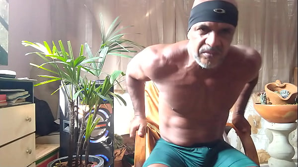 Image PORNSTAR BRASIL - BRAZILIAN BEAR KOJAC SOLO