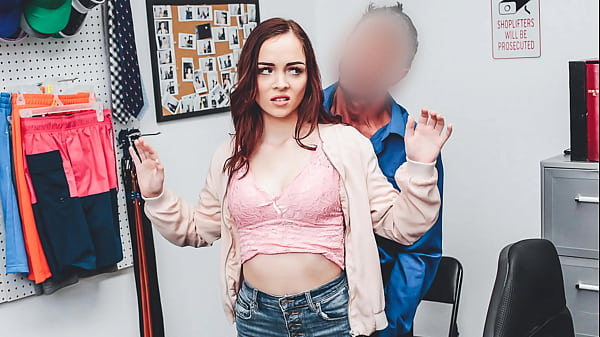 Image The Teen's Purchase Didn't Match Her Receipt and Getting Questioned - Lyftersex