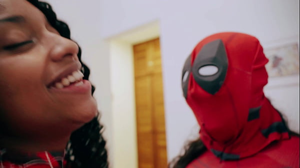 Image Deadpool, Wolverine e Mulher Aranha - Sem pregas para voltar para casa
