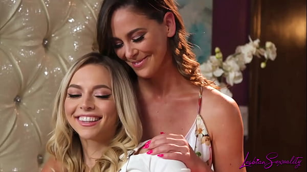 Image LESBIANSEXUALITY CHERIE DEVILLE   LILY LARIMAR