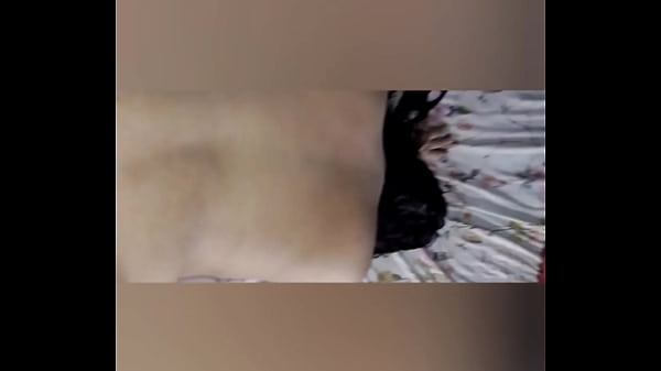 Image Vira o cuzinho, n&atilde_o vai doer, vou meter devagar, vira sua cachorra