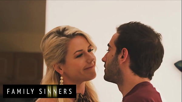 Image FAMILY SINNERS - Stepmom Kit Mercer Spreads Her Legs So Her Stepson Can Stick His Tongue Deep Inside Her Pussy
