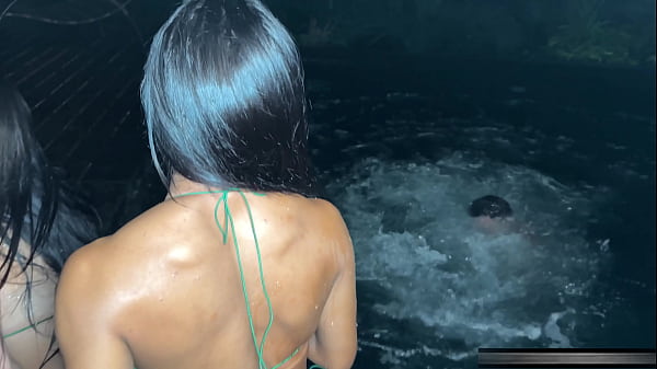 Image 3V2 Interracial Orgy! 2 Big Ass Babes Taking Cock!