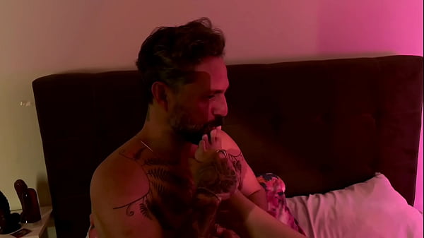 Image NOVINHA EGIRL LEVANDO ROLA DE MAIS VELHO IGUAL UMA PUTINHA