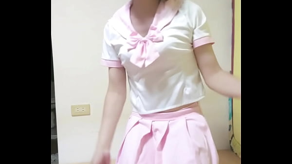 Image Shemale Ting Xuan anal tail, huge dildo