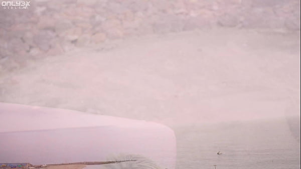 Image Xanthia Lombardi and Betty Luxxx scissoring in Spain