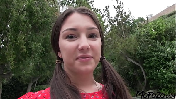 Image MOFOZO.com - Brunette College Student Gets A Creampie