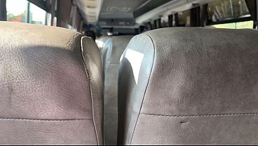 Image ADVENTURE ON PUBLIC BUS: I show my cock to a sexy girl... she can't resist