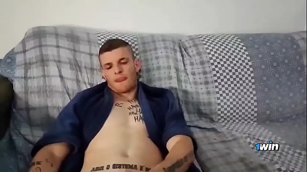 Image gordinha novinha deu no pelo pro vizinho