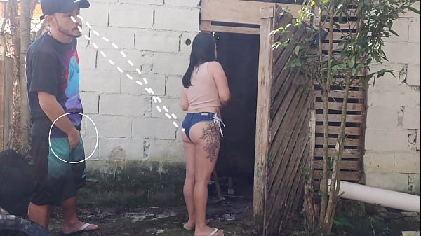 Image Meu marido saiu e me deixou receber o pedreiro sozinha para um or&ccedil_amento