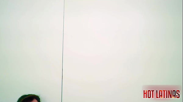 Image Calling the hot Mi Ninfetinha to fuck my dick the delicious way she does