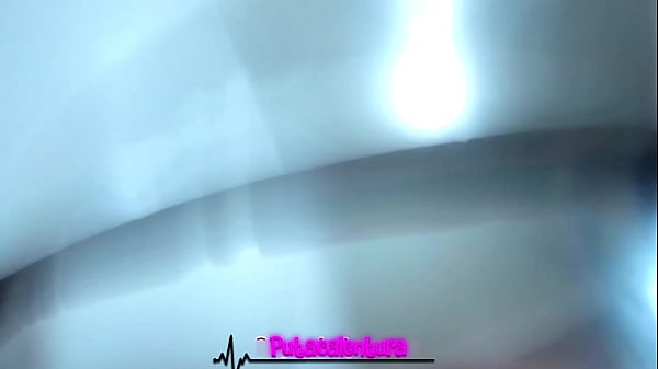 Image Tremenda Perforada de Vagina a Nidia Yoshira con el Magic Drill