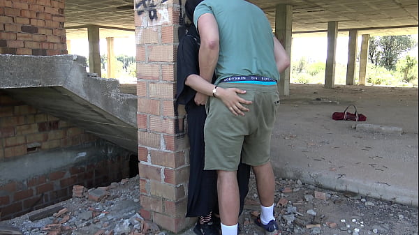Image A Turkish muslim milf is NOT SCARED to have risky public sex outdoors
