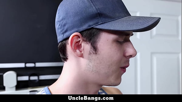 Image The Doctor Lures His Patient to Suck His Cock and Ride It - Unclebangs