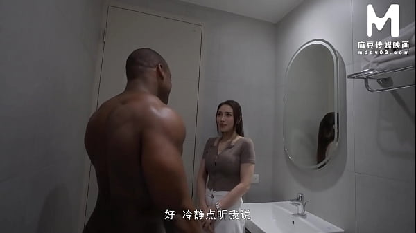 Image ModelMedia Asia - My wife is in love with a black coworker with a huge dick