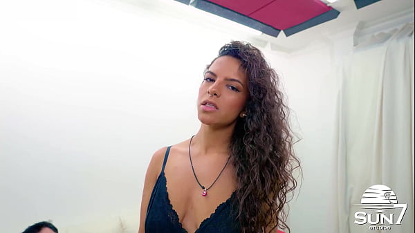 Image Perfect Latina with a big ass, hottie gave it her all and opened it all up for the guy with the big dick! - Mibby