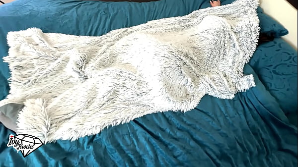 Image Real intimate sex tape with busty 18 years old PAWG step sis sleeping naked