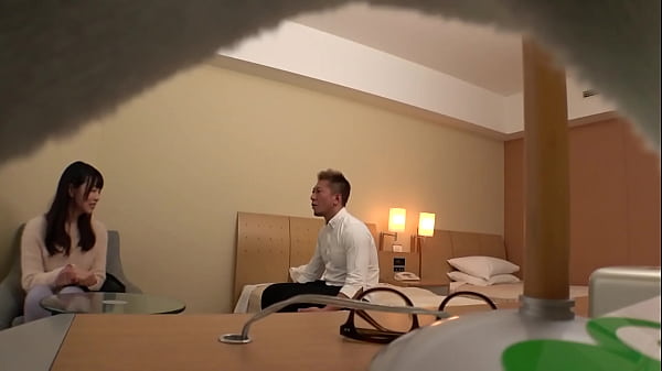 Image Japanese milf big breasts cosplayer. Attempts extreme photo shoots at hotels to earn a living.