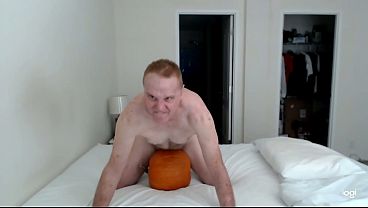Image Kevin Yardley professional pumpkin fucker!