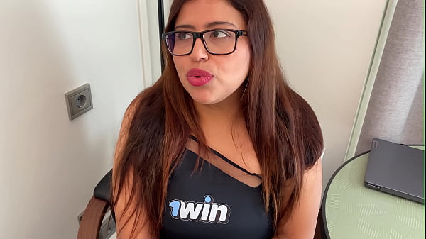 Image PERVERT PSYCHOLOGIST FUCKS HER CLIENT!
