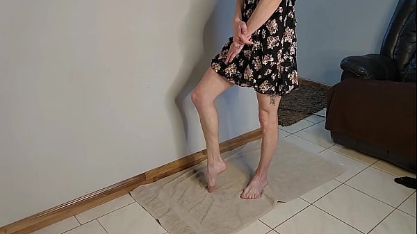 Image FOOT FETISH FUCKING doggy style pussy CREAMPIE