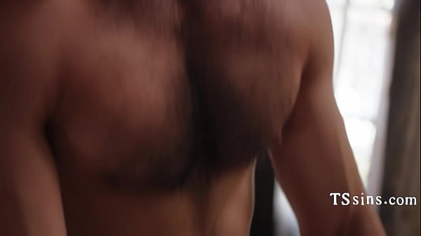 Image Incredibly HOT Tranny Picks Up A Guy..