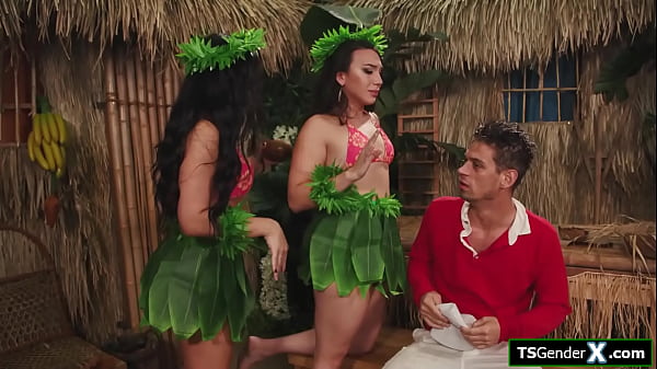 Image Shemale hula babes Kasey Kei n Khloe Kay suck washed up guy
