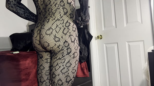 Image im slowly turning sissy...(big booty)