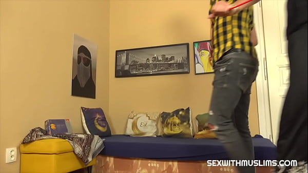 Image Whore in niqab enjoyed hardcore sex