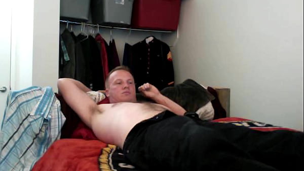 Image Rachel Fox comes over to suck my penis before work