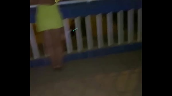 Image RUIVINHA SAFADA CHUPANDO O MARIDO NA BALADA