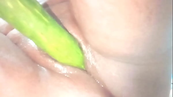 Image Desibhabhi Sex Today my pussy is very tight, I applied oil and got fucked.
