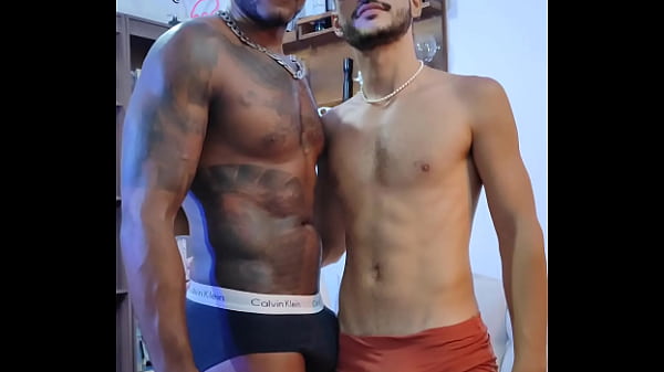 Image O neg&atilde_o rolud&atilde_o dando pra ativo tatutado - Assista Completo