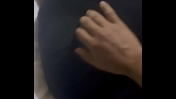 Image Me gozo las teticas de mi prima
