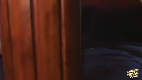 Image Pussy eating was all it took to make the busty brunette in stockings crave anal