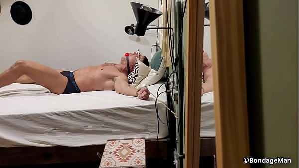 Image Lucas Mancinni bound and gagged tickled by Jerri Gomes | preview