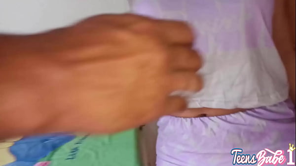 Image Reventandole el culo precioso a mi hermanastra que me da la oportunidad ya que su novio se la follo pero la dejo igual con todas las ganas - Revantando duro culo de mi hermanastra que esta rebuena latina caliente tetona.