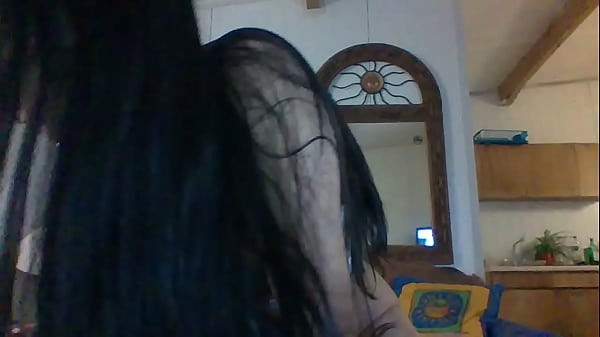 Image A mi vecino le encanta cuando me siento as&iacute_ sobre su polla. 10 min 1080p